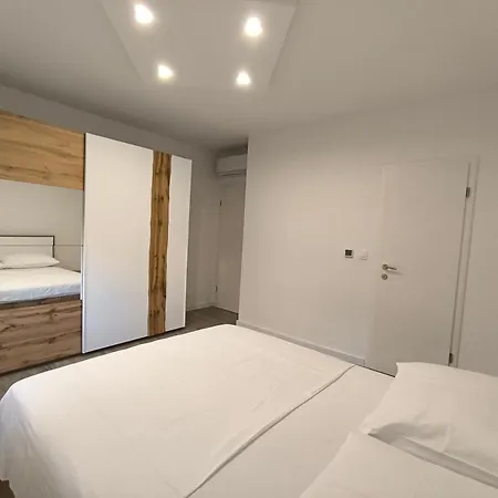 Tanja Apartamento Podstrana